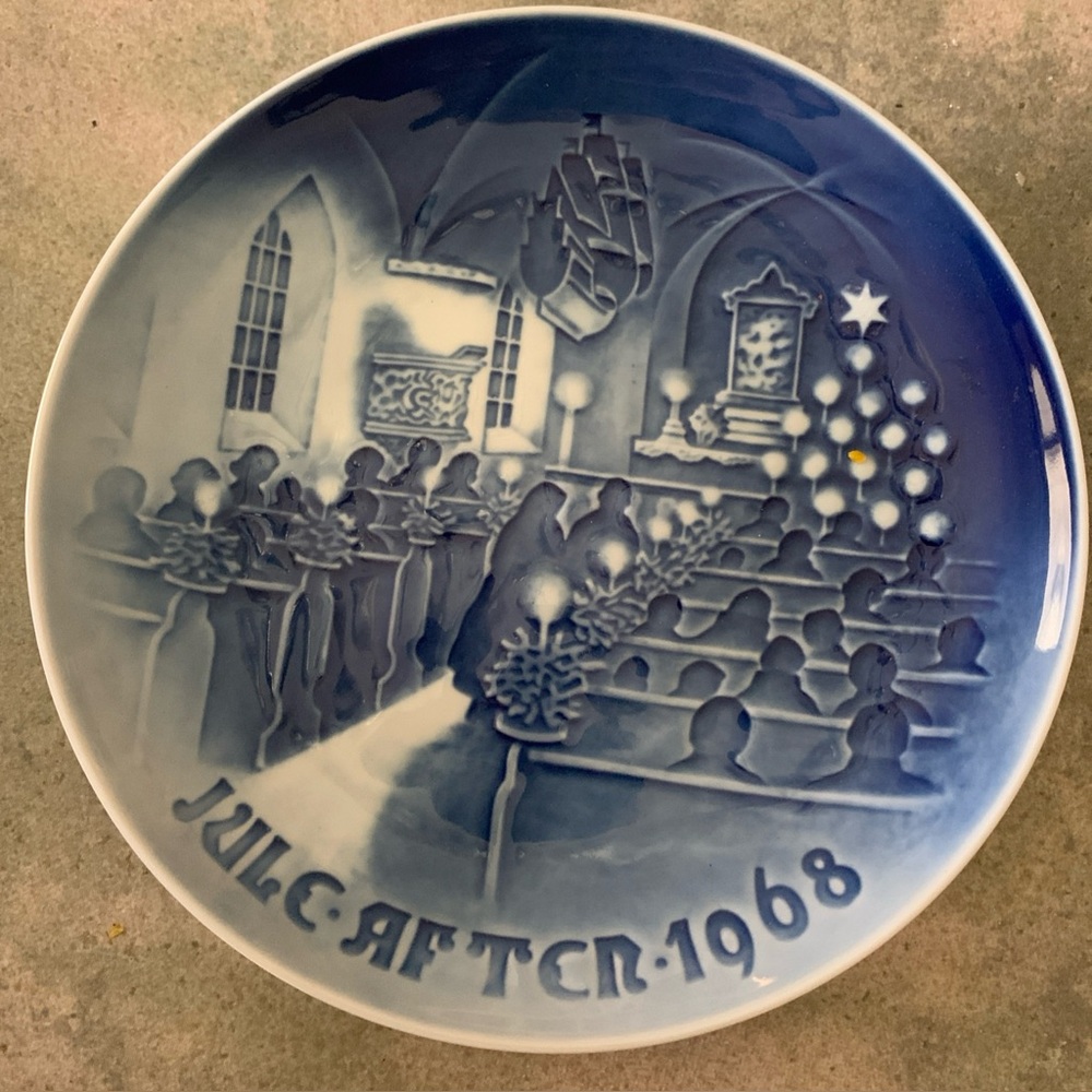 1968 Bing and Grondahl (B&G) “Christmas in Church” Christmas Eve plate.